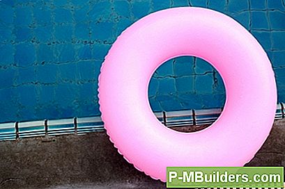 Opblåsbar Pool Float: Sådan Repareres Et Hul