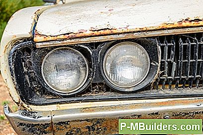 Hoe Roest Uit Een Chrome-Bumper