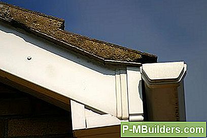 Vindsugare Ventilation: Installera Soffit Ventiler