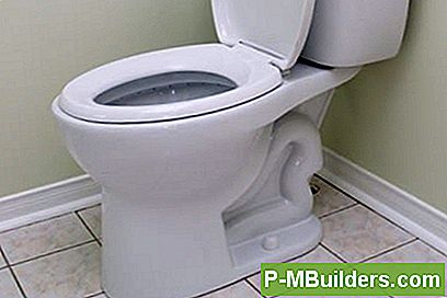 Sådan Juster Vandstanden I Et Toilet Tank