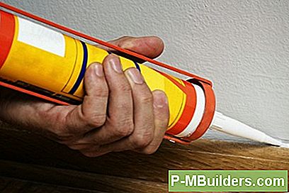 Hur Man Applicerar Caulk Korrekt
