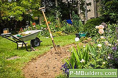 Hur Man Skapar En Planter Bed FrÄn Scratch