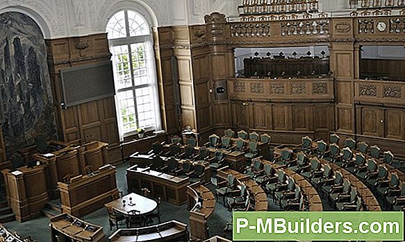 Hvordan Man Løser En Pantry Moth Problem