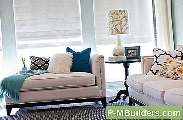 Roman Shades Op De Franse Deuren Hangen