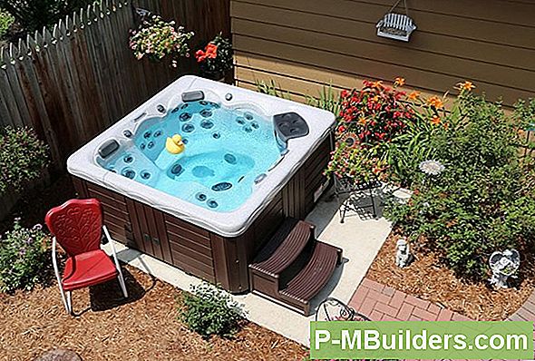 Paigaldamine Päevitusrõdu Hot Tub- Kasulik Kaalutlused