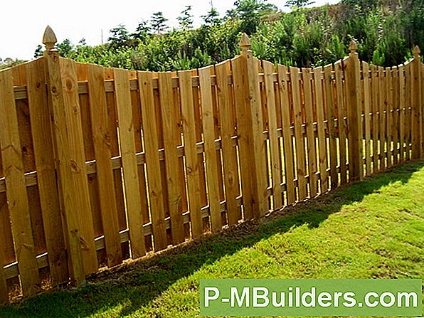 Shadow Box Fence Painting Tipps