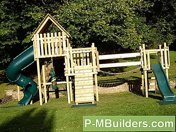 Construct A Wooden Fort