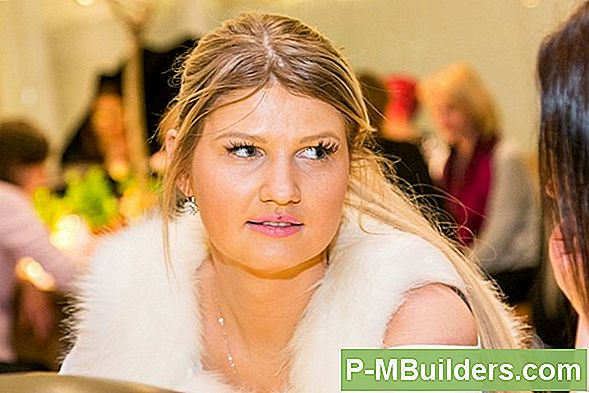 Kuidas Vabaneda Musta Mullivannist Vannitoa Alla