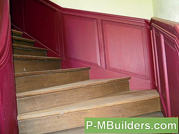 Kuidas Kinnitage Door Mantel Trim