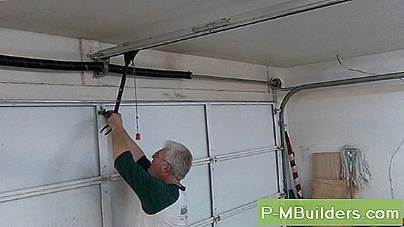 Garage Door Hurricane Brace: En Nødvendig Investering?