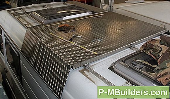 Befestigen Eines Abgehängten Deckenventilators