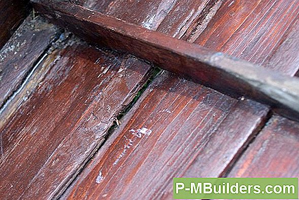 Wie Man Die Wasserableitung Rund Um Das Haus Stromlinienförmig Gestaltet
