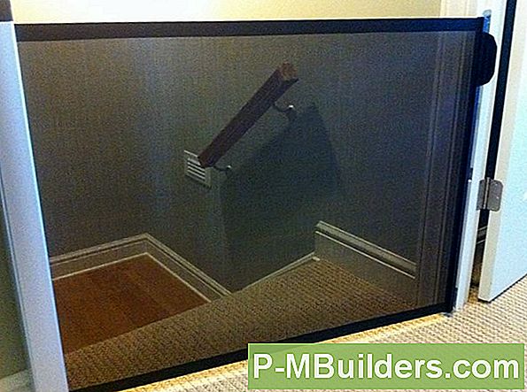 Baby-Proofing Ein Türdrücker