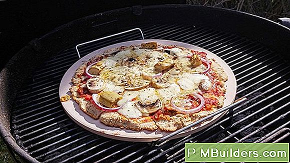 Hur Man Konverterar En Gasgrill För Att Bränna Träkol