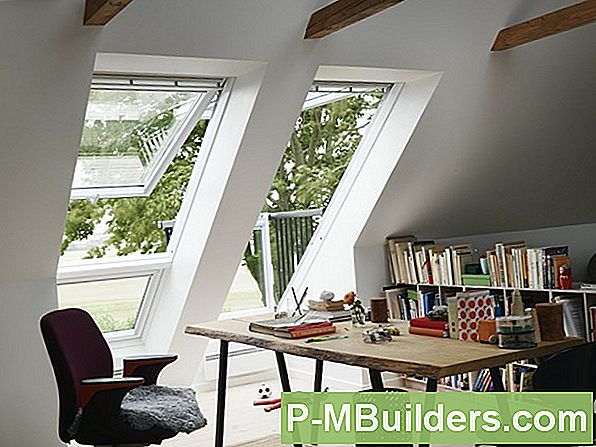 Dormer Fönster Vs Skylt: Vilket Är Mindre Sannolikt Att Läcka?
