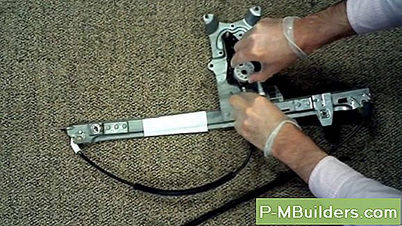 Power Window Reparation: Sådan Udskiftes En Broken Regulator