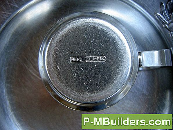 Een Keuken Vernieuwen Met Een Koperen Pottenrek