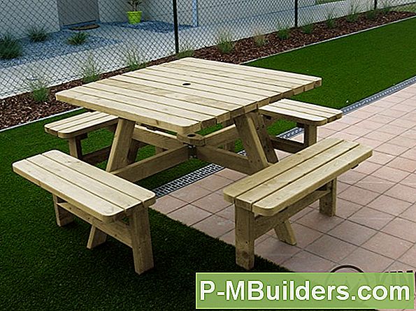 Een Picknicktafel Voor Vouwen Maken