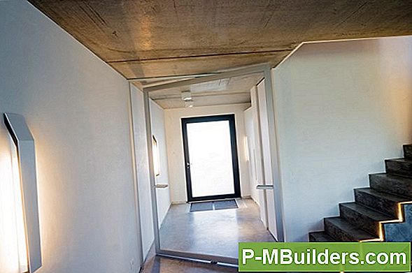 Voeg Een Huisdeur Toe Aan Een Glazen Deur