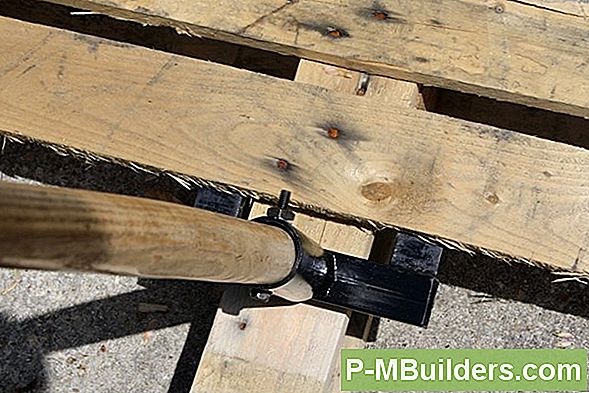Hoe Pipe Leuningen Te Bouwen