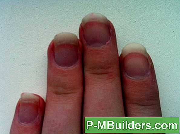 Nagels Verwijderen Van Terrazzo-Vloeren