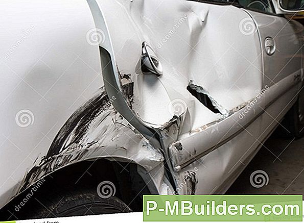 Reparatie Van Een Gedeukte Gipsplaten Bullnose-Hoekkraal