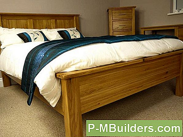Kuidas Teha Sleigh Bed Voodipeats