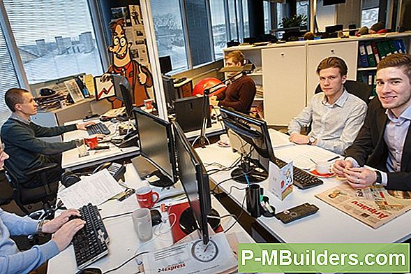 Kuidas Siseneda Aknast Varikatusele