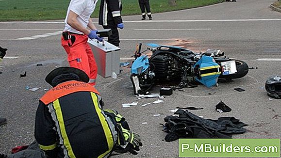 Wie Man Ein Motorrad Mit Einem FuĂboden Jack
