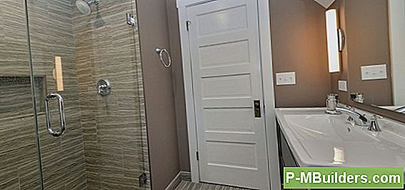 Porzellan Tile Vs. Glass Tile