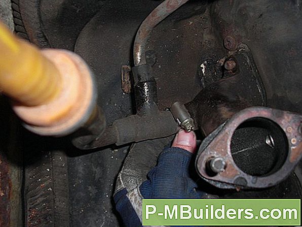 Wie Man Den Vergaser Auf Ihrem Schnurschneider Repariert