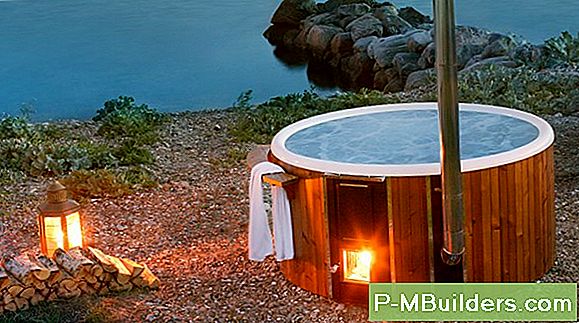 Hot Tub Maintenance: Hur Man Tar Bort Skala FrÄn Ditt Badtunna