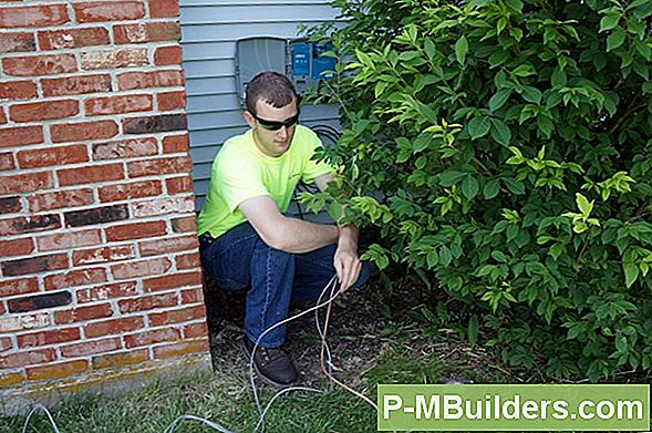 Hur Man Installerar Fiber Optic Pool Lighting