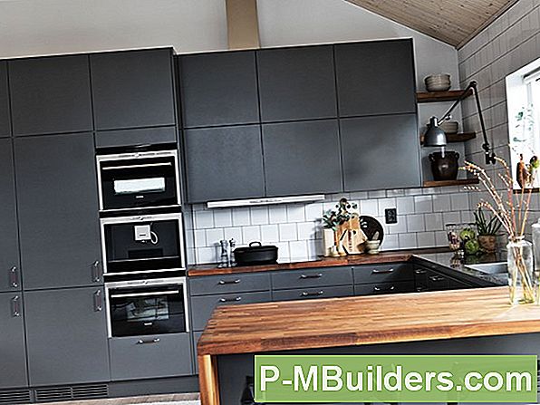 Rostfritt Stål Backsplash: Fördelar Och Nackdelar
