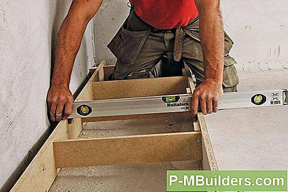 SĂĄdan Arbejder Du Med En Armoire Garderobe