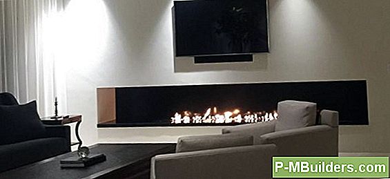 Installera Dekorativt Glas Paneler Bakom Ett Badkar
