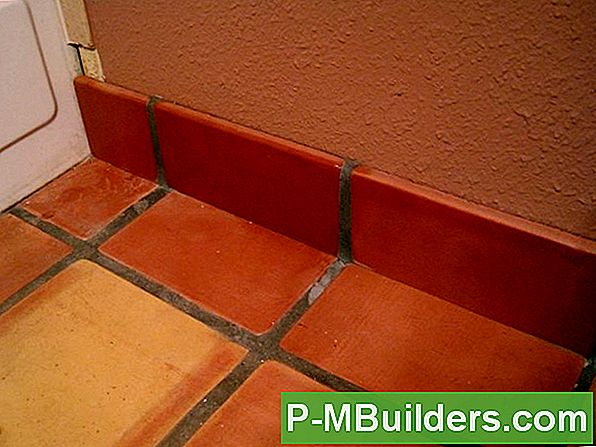 Fliser Baseboard Installation: Fejl At UndgĂĄ
