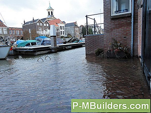 Hoe Sijpelt Water Door Een Bakstenen Fineermuur?