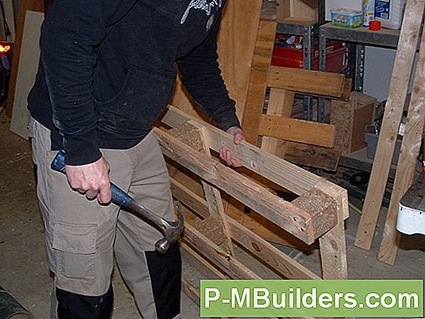 Een Muur Van Fineer Herstellen