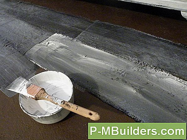 Hoe Refinish Wooden Baseboard Trim