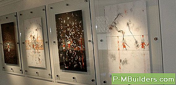 Befestigung Von Drehgelenkhalterungen An Glastüren Von Schränken