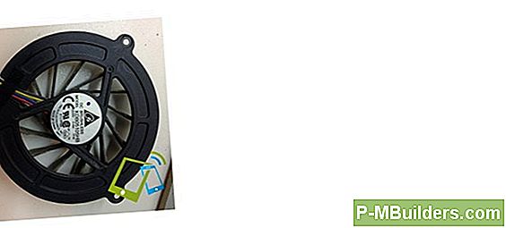 Rengöring Och Byte Av Bilens Batteriterminal