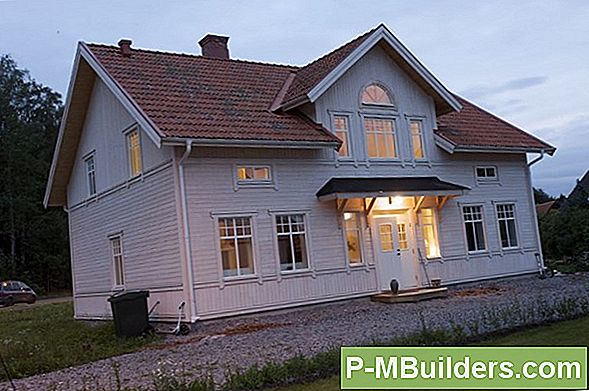 Hur Man Bygger Ett Trähus Från Grunden