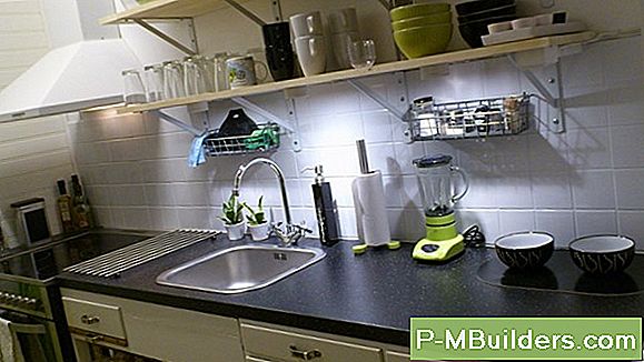 Installera En Kitchen Pass Through