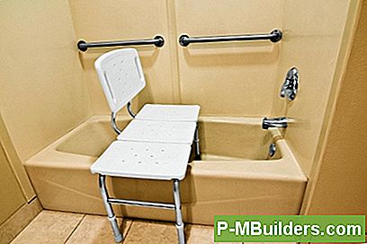 Ombygning Af Et Lille Badeværelse Til Handicappede