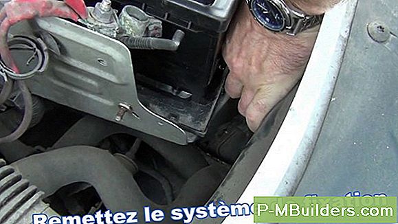 Comment Changer Une Batterie De Voiture