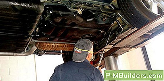 Auto Rust Proofing: Olulised Ohutusjuhised