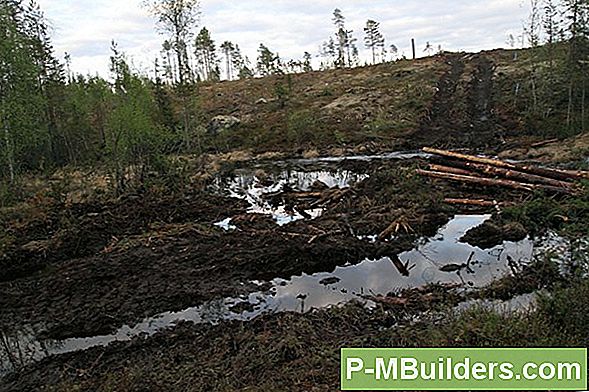 Hur Man Återställer En Stämplad Betonggardin